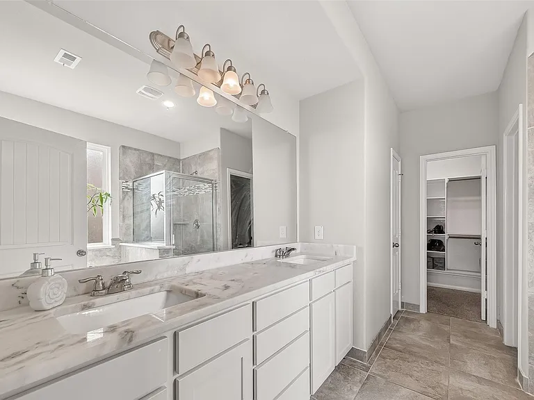 3723 Lake Varano Cir — Photo 20