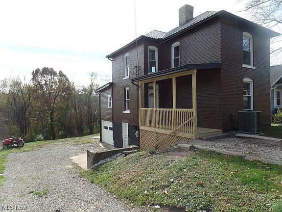 2nd image of 1554 Wheeling Ave