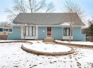 6604 E 135th St, Grandview, MO 64030
