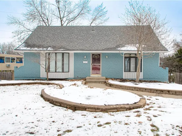 6604 E 135th St, Grandview, MO 64030