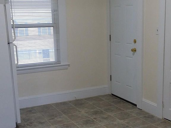 3rd image of 8 N Central St #4