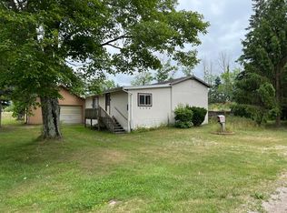 3594 S Barnett Rapids Dr, Branch, MI 49402
