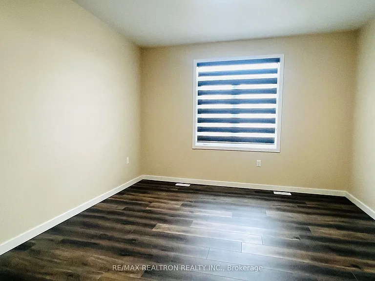 9 Summit Cres — Photo 10