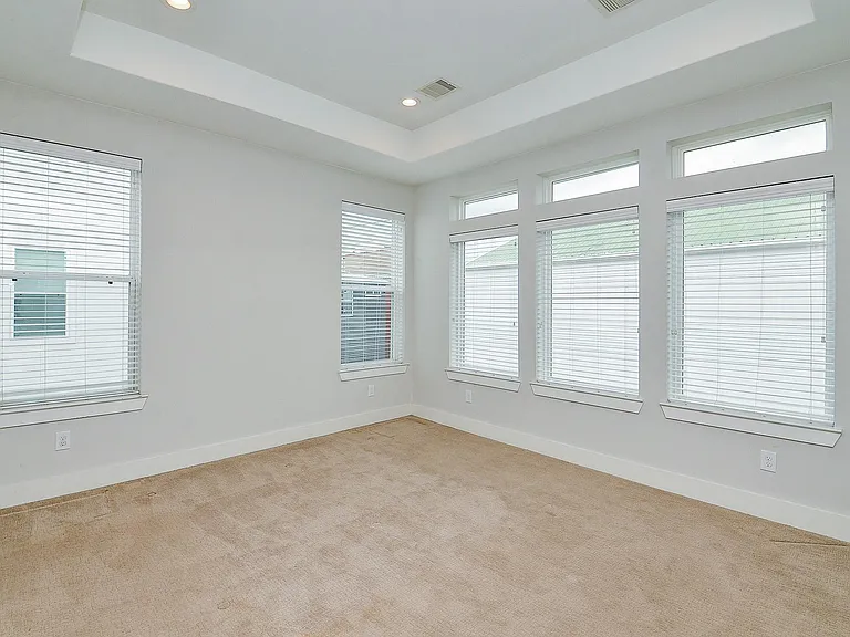 5903 Val Verde St #D — Photo 6
