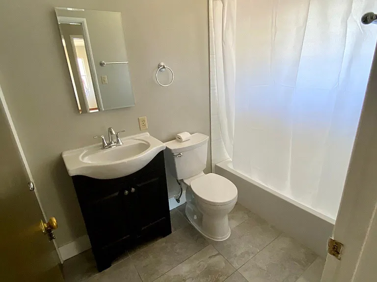 328 Hanover Ave #10 — Photo 8