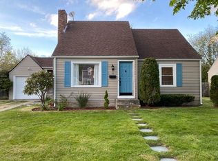 78 Delwood Rd, Warwick, RI 02889