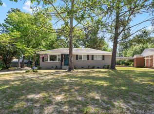 1853 Conover Dr, Fayetteville, NC 28304