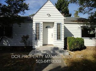 8725 SW Barnes Rd, Portland, OR 97225