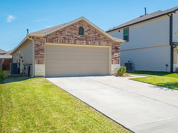 2nd image of 26106 Halwell Manor Ln