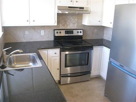 4th image of 5270 Dawn Dr