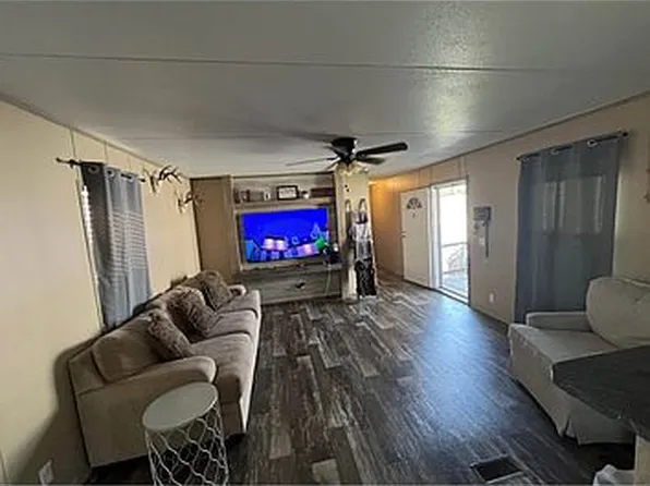 350 Austin Ave Trailer 38, Bridge City, TX 77611