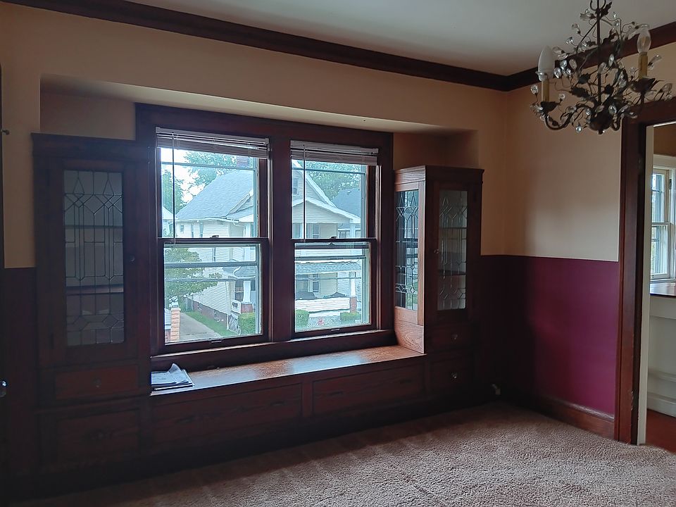 2nd image of 4365 W 28th St #Up
