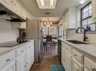 812 Beverly Dr, Terrell, TX 75160