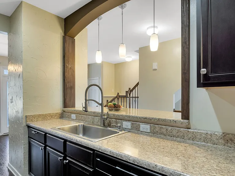 50 Transit Ln — Photo 17