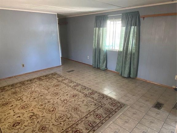 3rd image of 2457 Nightingale Ln