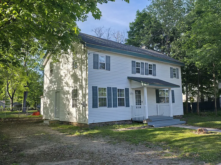 88 Beckwith Dr — Photo 1
