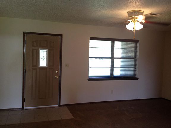 2nd image of 301 Clifton St
