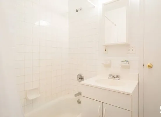 Rented by Citi Habitats | media 3