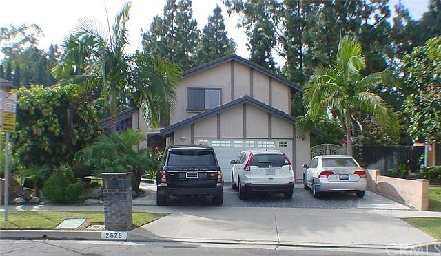 1st image of 2628 W Knox Ave