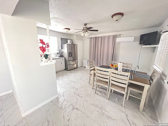 5th image of 906 GLAMIS AVE