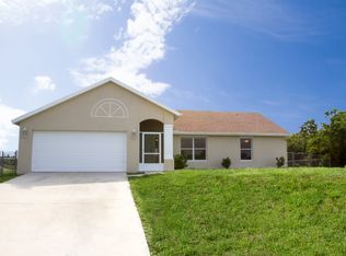1036 Cavanagh Ave, Lehigh Acres, FL 33971