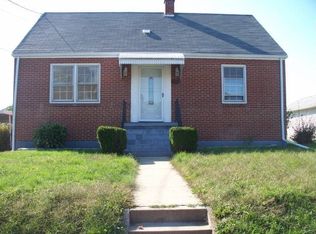 2814 Bradley St NE, Roanoke, VA 24012