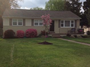 18 Melville Rd, Pasadena, MD 21122