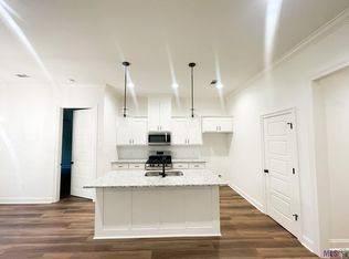 10784 Sage Dr, Walker, LA 70785