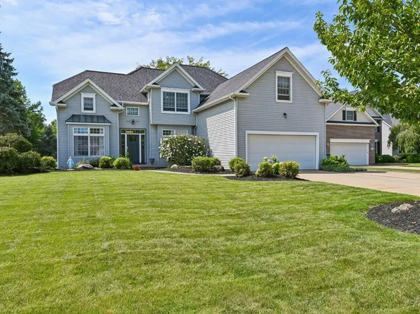 4536 Secretariat Ct, Avon, OH 44011