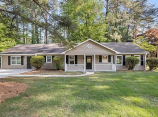 1129 Ramblewood Dr NE, Marietta, GA 30066
