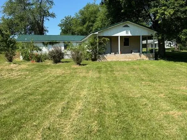 70 Hubert Williams Dr, Dawson Springs, KY 42408