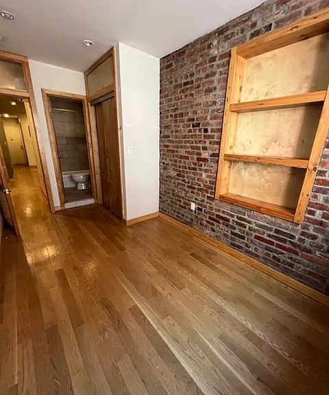 87 Chrystie St #2B — Photo 11
