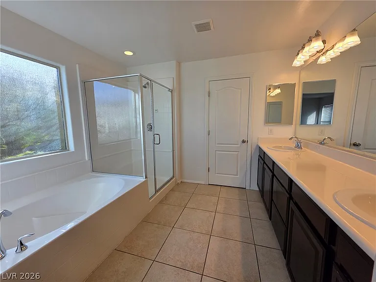 7720 Vibrant Thread Ct — Photo 16
