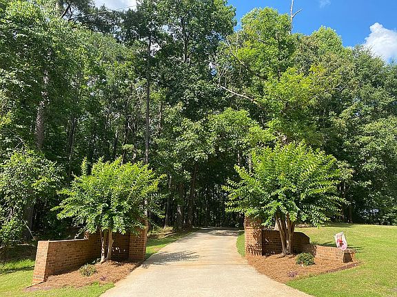 House is private from entry