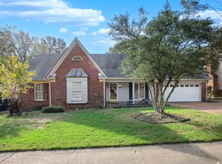 7187 Country Oaks Dr, Memphis, TN 38125