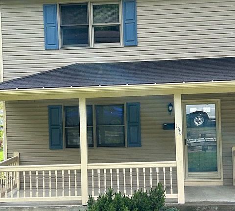 4th image of 104 Run St