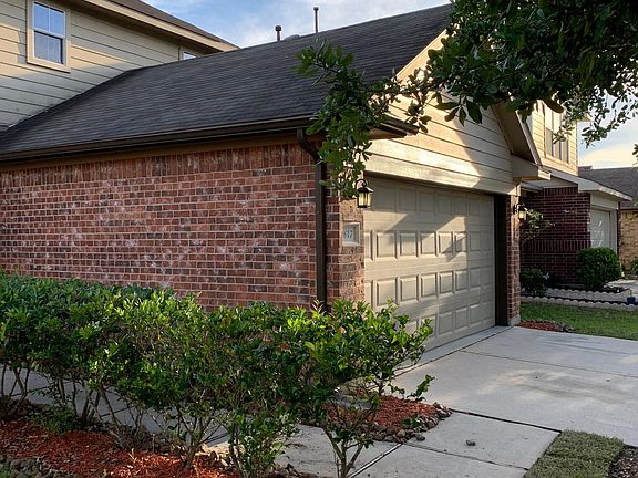 3rd image of 1647 Bonnyton Ln