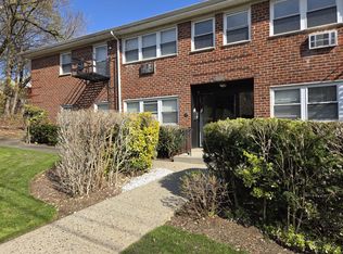 1628 Valley St APT 2A, Fort Lee, NJ