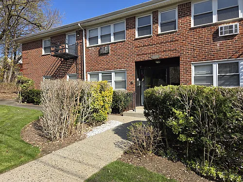 1628 Valley St #2A Photo 1