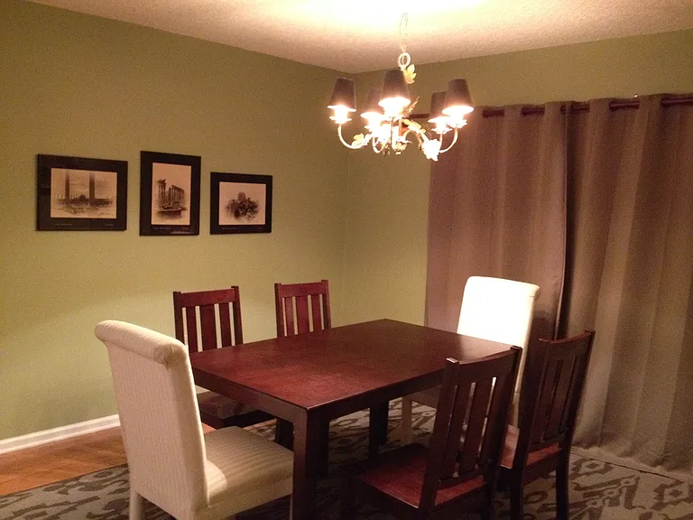 102 Shrewsbury Ct — Photo 4