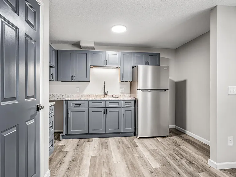 The Meridian Apartments — Photo 29