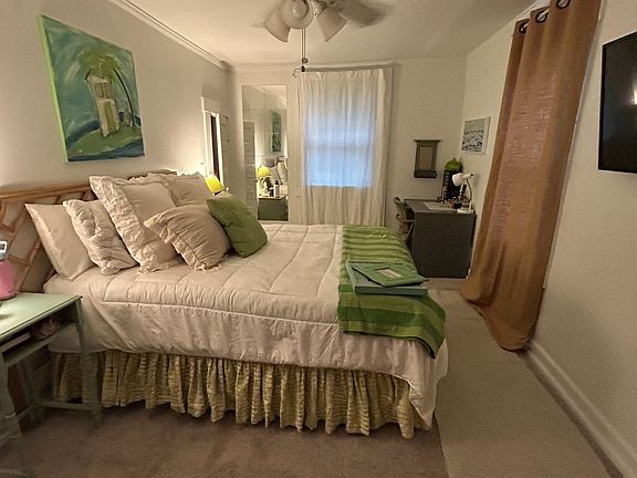5th image of 5705 N Seminole Ave