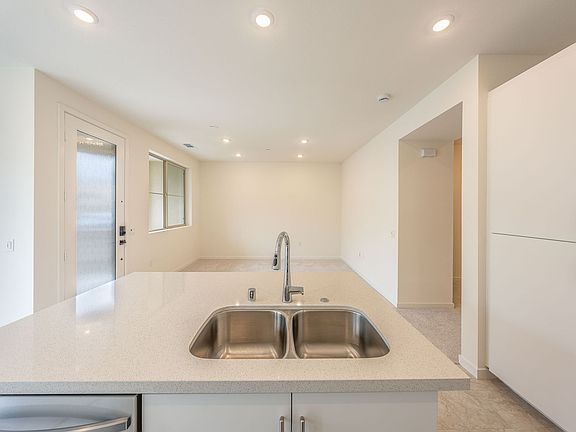 5th image of 3260 S Agate Paseo