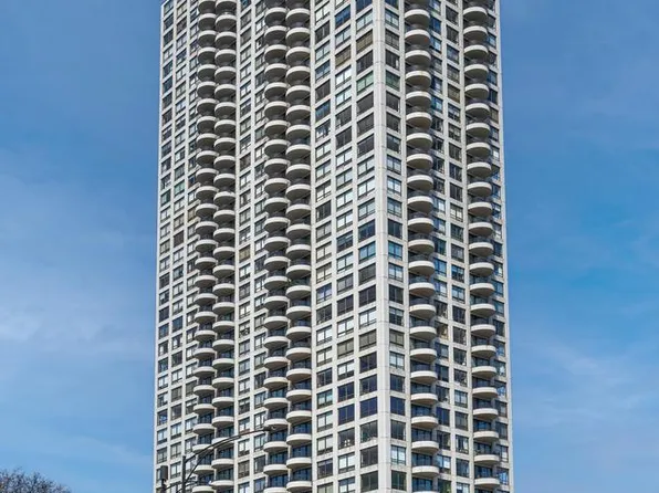 2020 N Lincoln Park W #38ML, Chicago, IL 60614