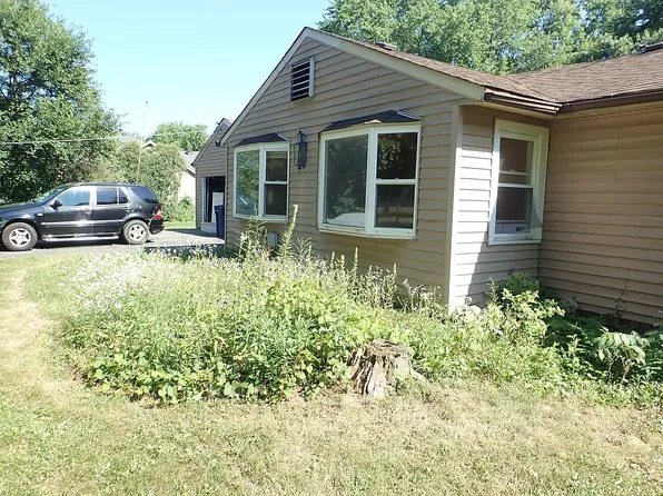 16184 W Woodbine Cir, Vernon Hills, IL 60061