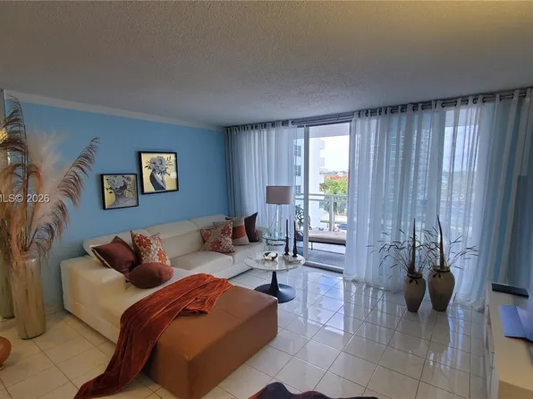 2030 S Ocean Dr APT 401, Hallandale Beach, FL 33009