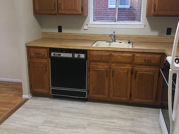 4th image of 233 E 234th St #2