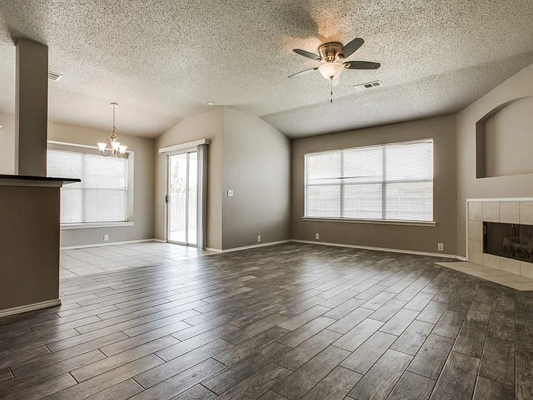 2405 Tailburton Ct — Photo 13