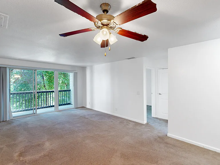 212 Marin St #108 — Photo 5