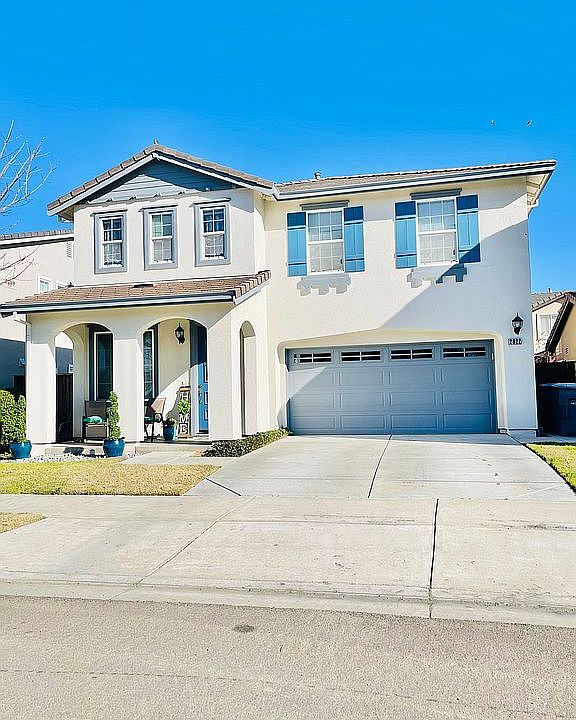 2nd image of 2022 Garland Ct